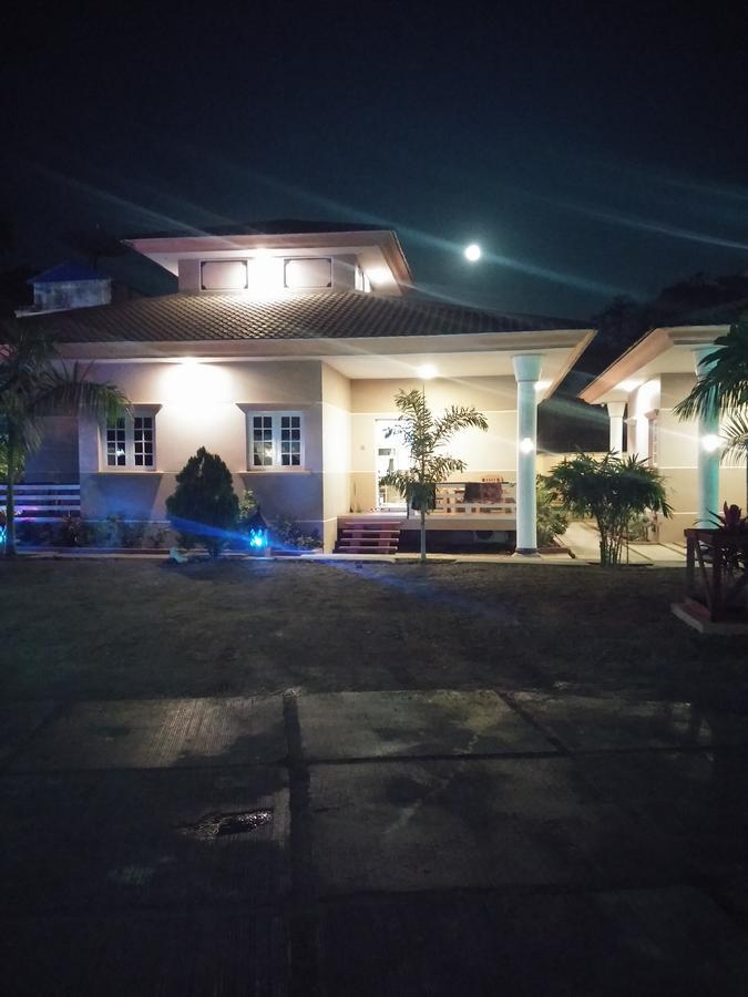 Hotel Juno Pakokku Exterior photo